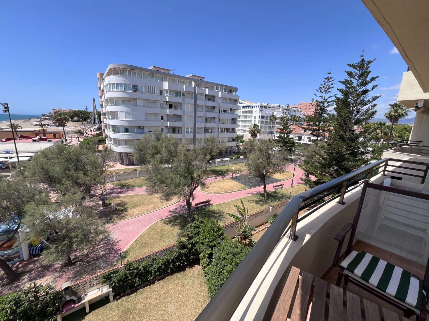 Sea Front Apartment with Panoramic Views and Luxury Refurbishment in Fuengirola