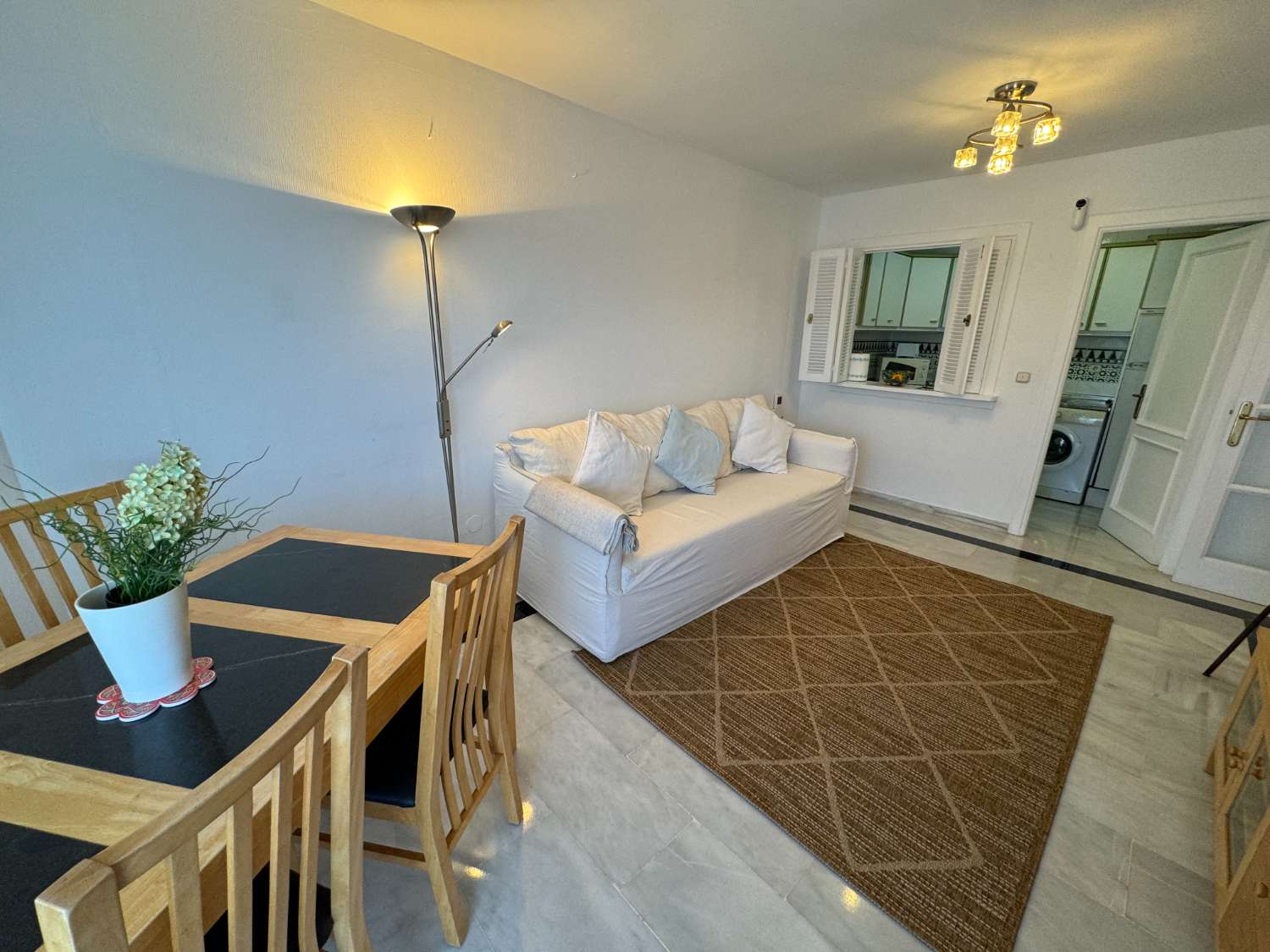 Prachtig appartement met 2 slaapkamers op toplocatie in Fuengirola aan het strand.