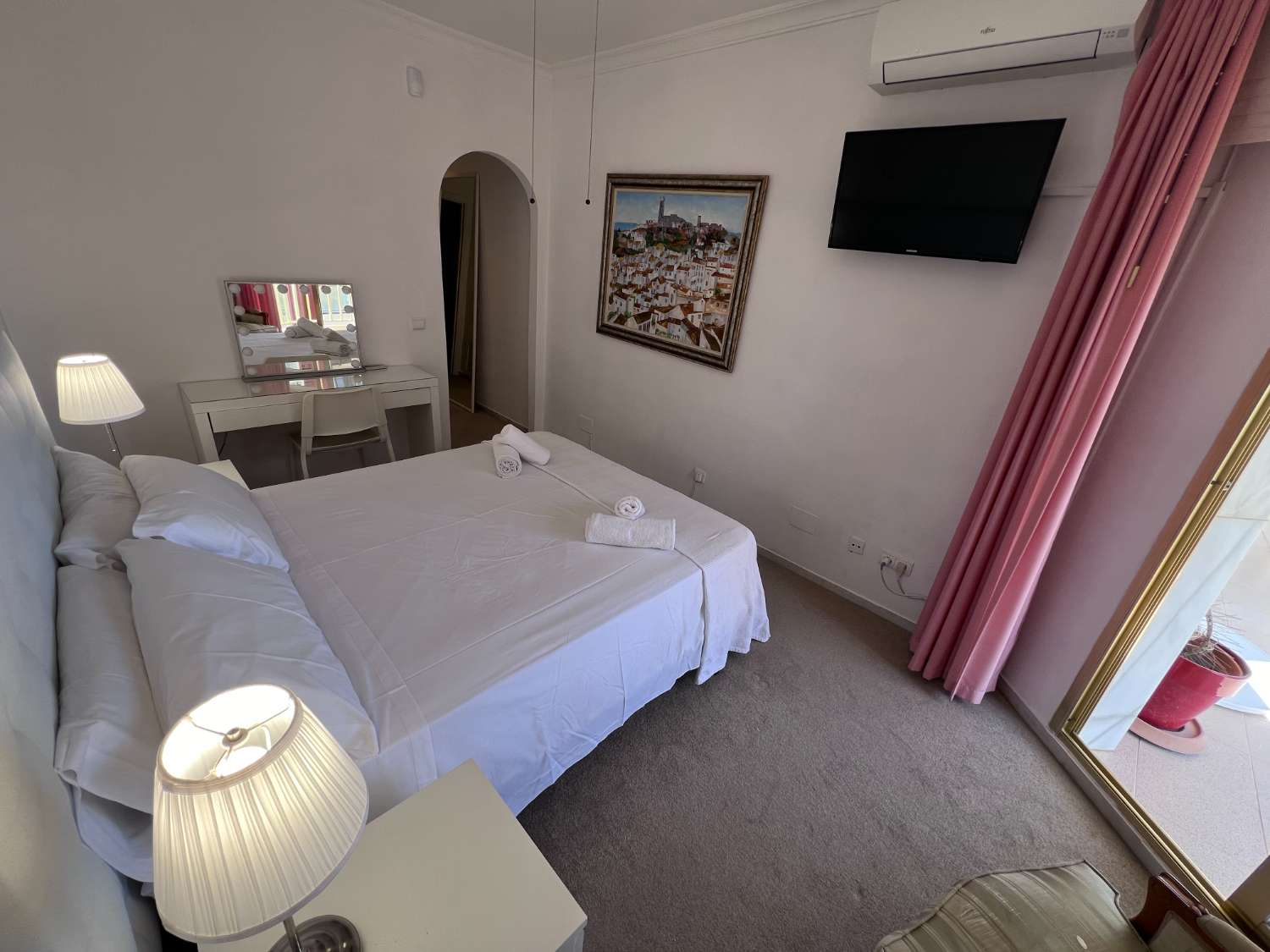 Discover Your Beachside Retreat: Spacious 1-Bedroom Apartment in Fuengirola