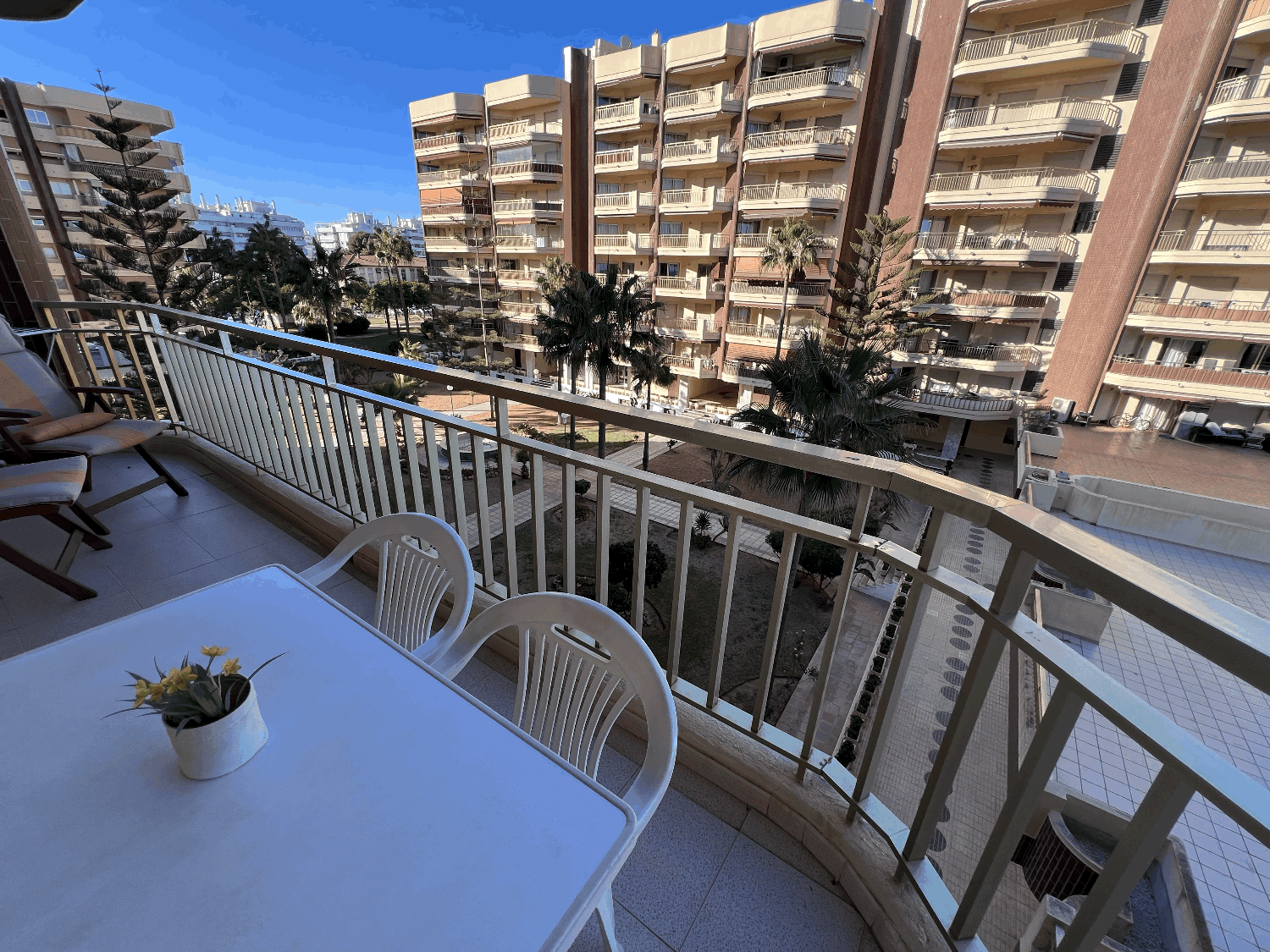 Saisonale Wohnung mit unschlagbarem Ausblick in Fuengirola