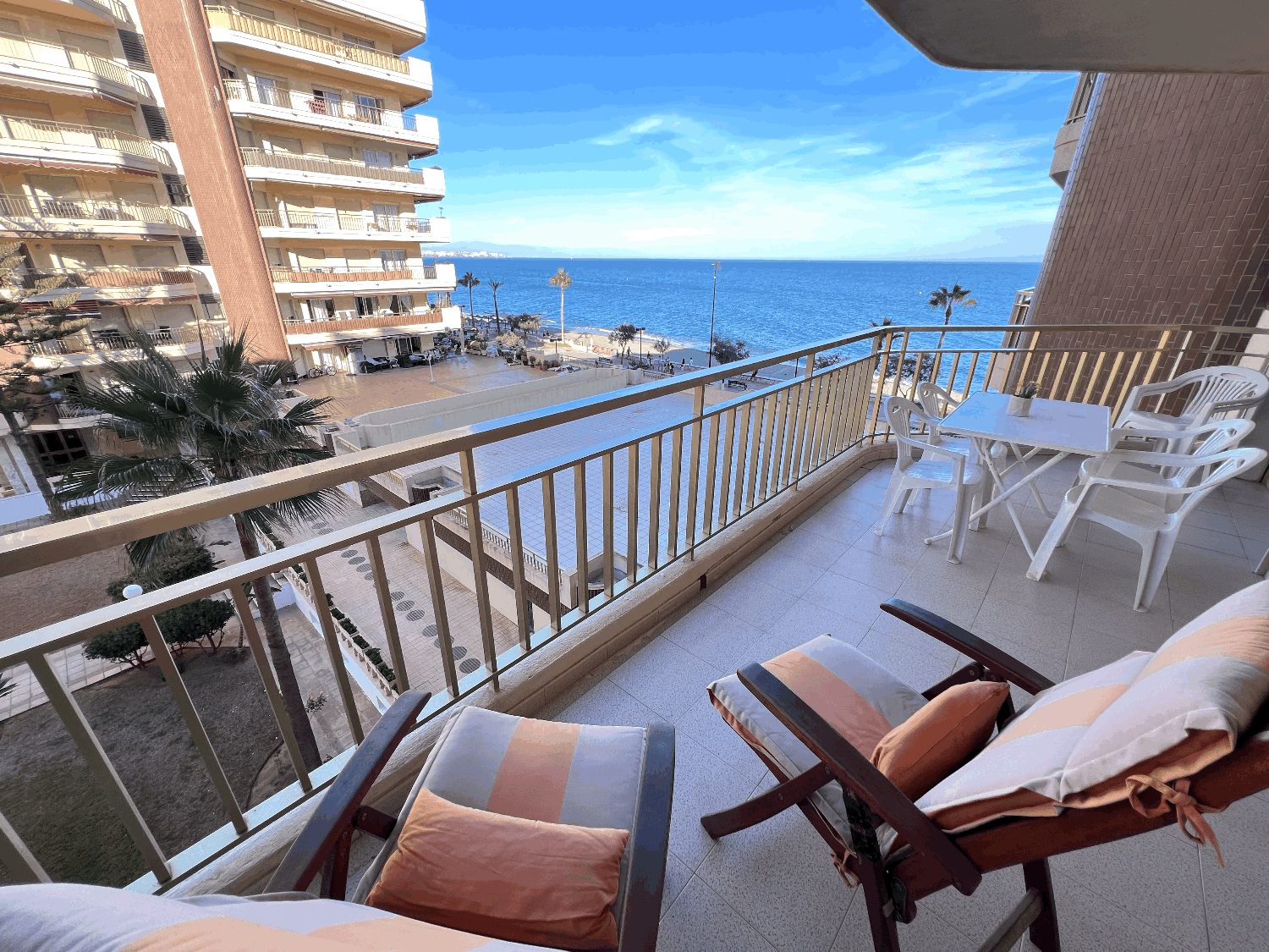 Seasonal apartament with unbeatable views in Fuengirola