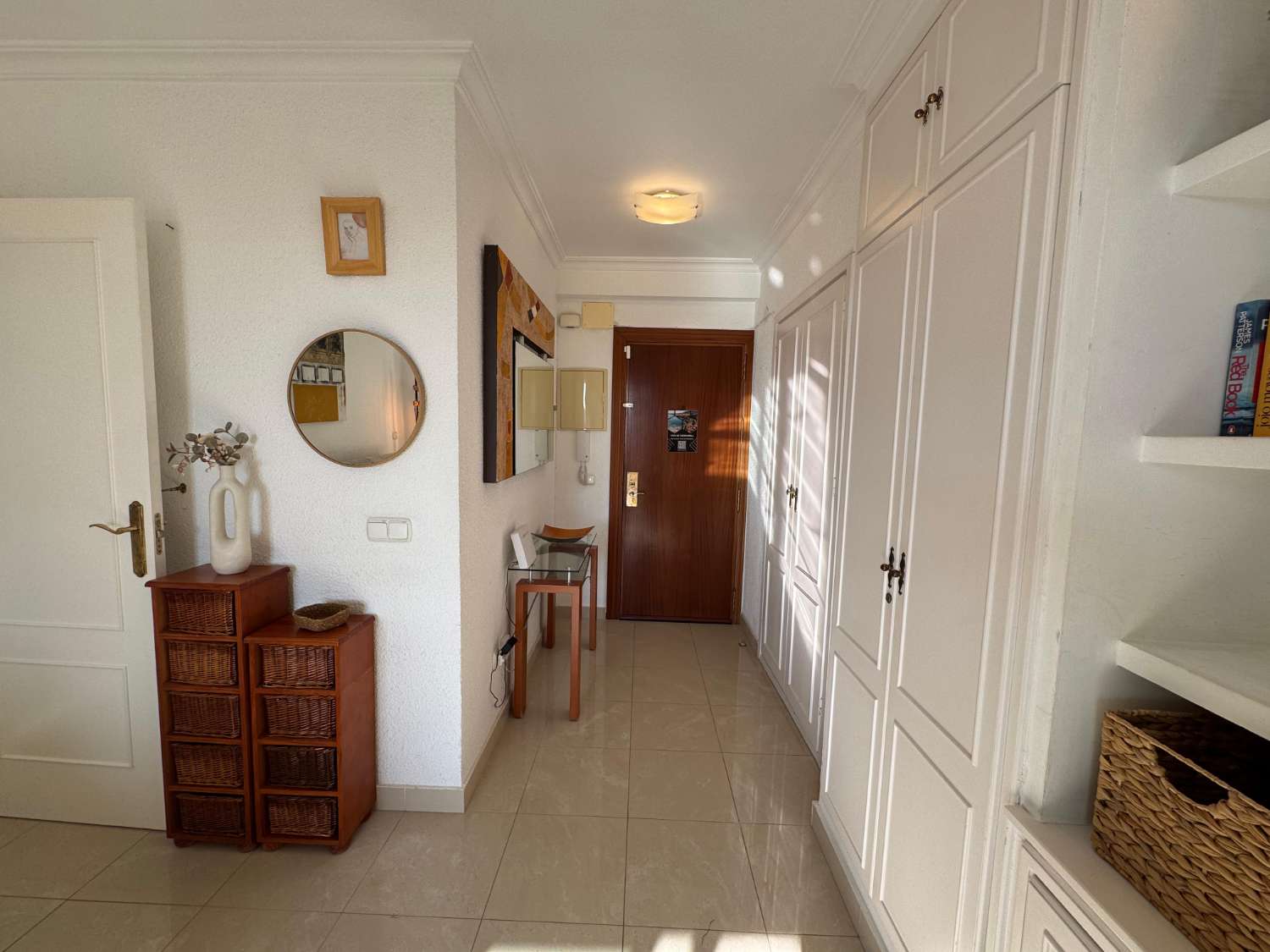 Fuengirola, 1 bedroom, panoramic views, Free Wi-Fi, swimming pool, First line beach.