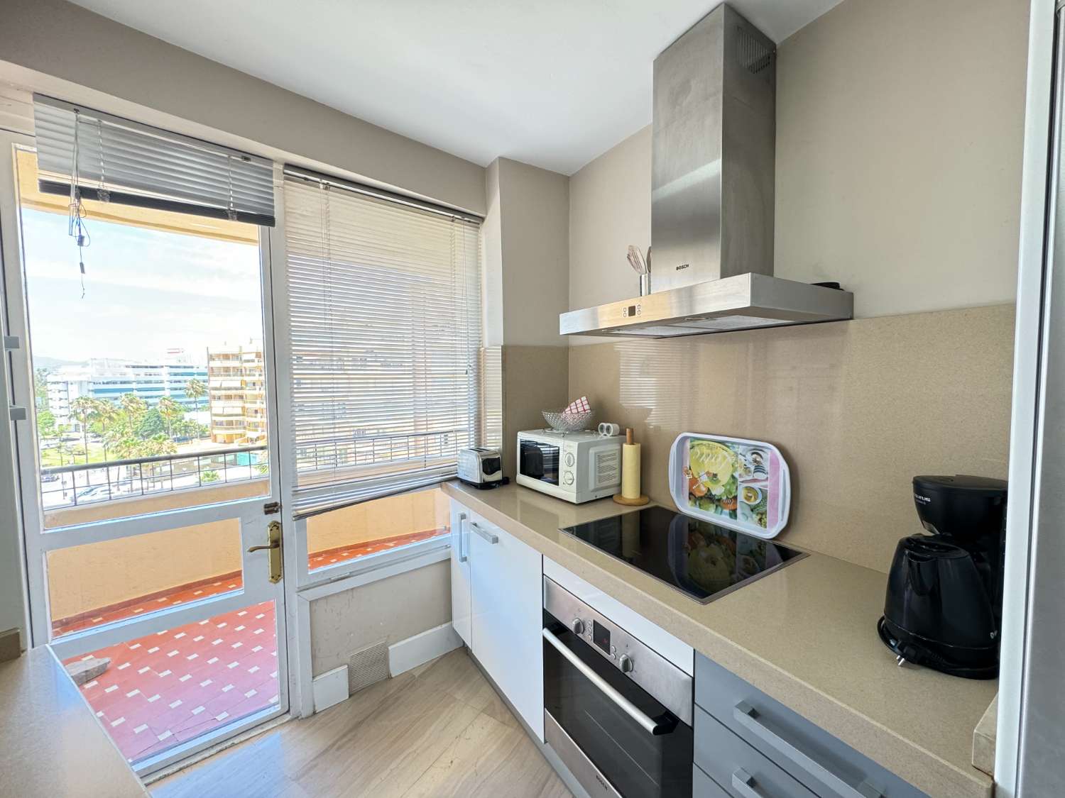 Precioso Apartamento Con Vistas al Mar, Fuengirola, Málaga