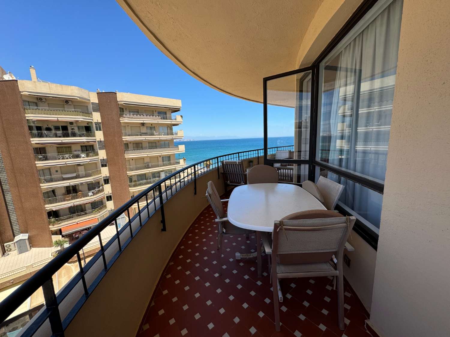 Bel appartement avec vue sur la mer, Fuengirola, Málaga