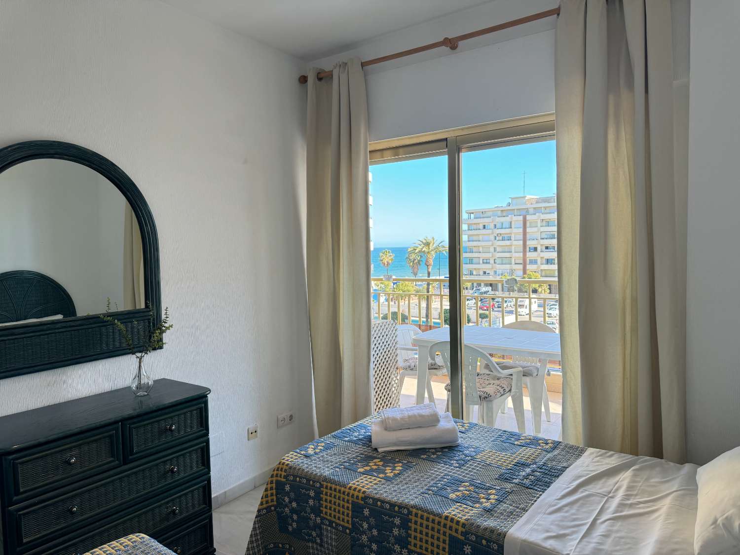 Next to the beach, 2 bedrooms, 2 bathrooms, Fuengirola