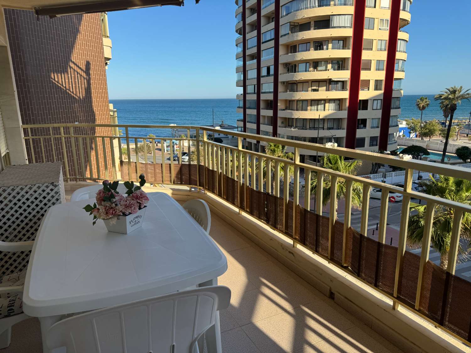 Next to the beach, 2 bedrooms, 2 bathrooms, Fuengirola