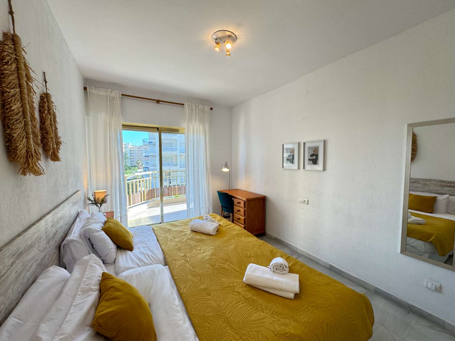 Direkt am strand, 2 schlafzimmer, 2 badezimmer, Fuengirola